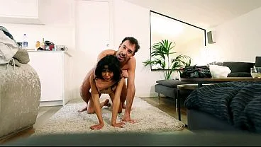 Cindy Luna Petite Drilled in Photoshoot with Big Facial