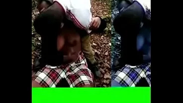 Kenyan Teens Give Outdoor BBC Blowjob