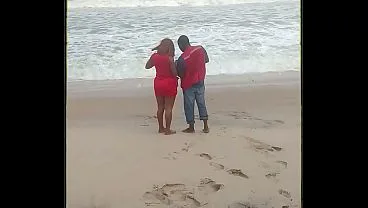 WHAT A DOGGY WITH A WATER PUSSY AFTER HAVING FUN WITH MY FRIEND IN THE BEACH CAME BACK HAVE A DOGGY STYLE WITH THE GIRLFRIEND.