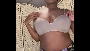 Black Girl Twerks To Her Own Song