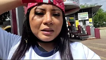 English Girl Seduces Worker at World Cup