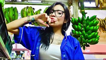 Oiled Latina MILF with Glasses Deepthroats