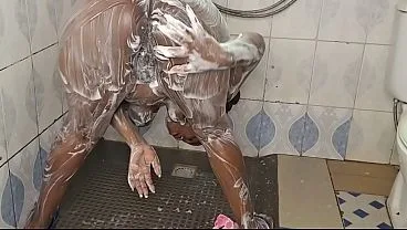 Pissing and Washing Pussy After Masturbation