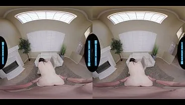 VR Fuck: Euro Spinner Seduces You Hardcore