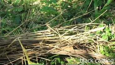 Horny Girl fucked in Bush, Couldn’t Wait