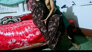 Desi Wife’s Amazing Fuck Session